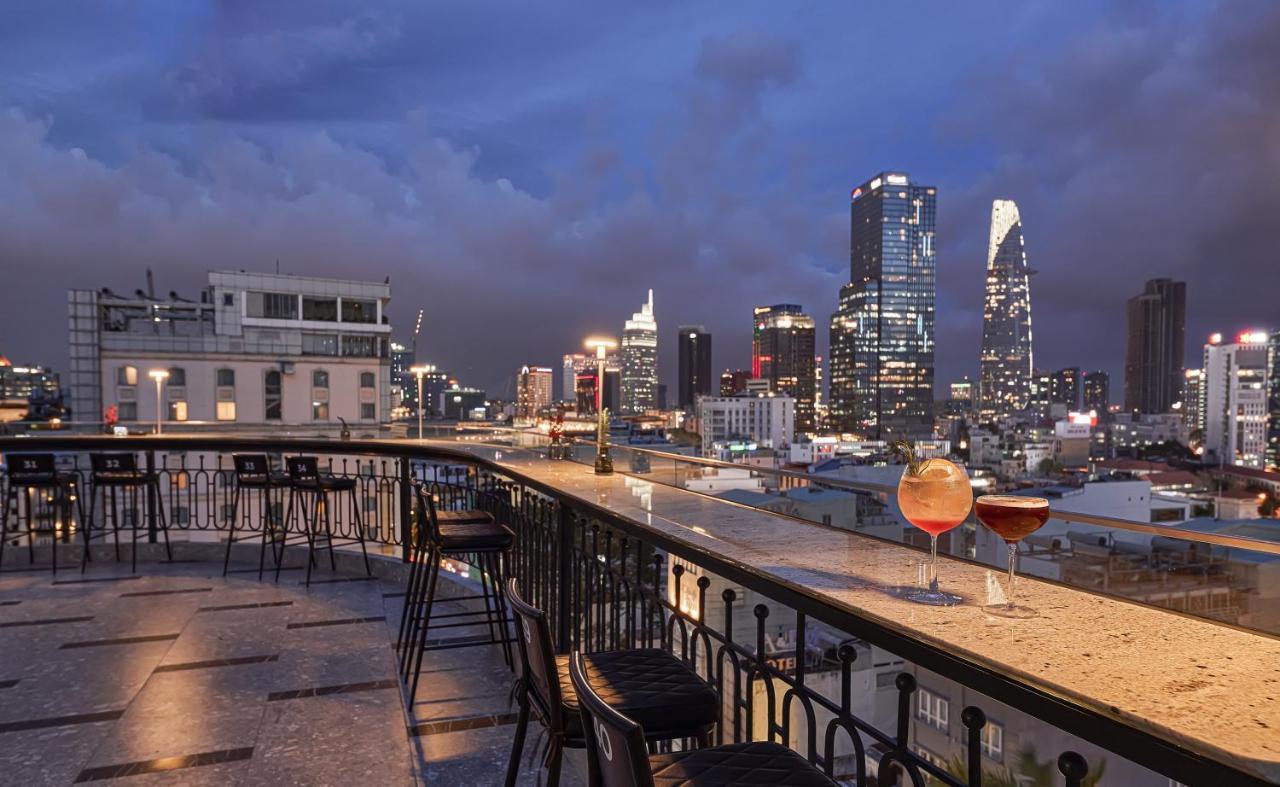 La Siesta Premium Saigon Hotell Ho Chi Minh-byen Eksteriør bilde View from the rooftop bar
