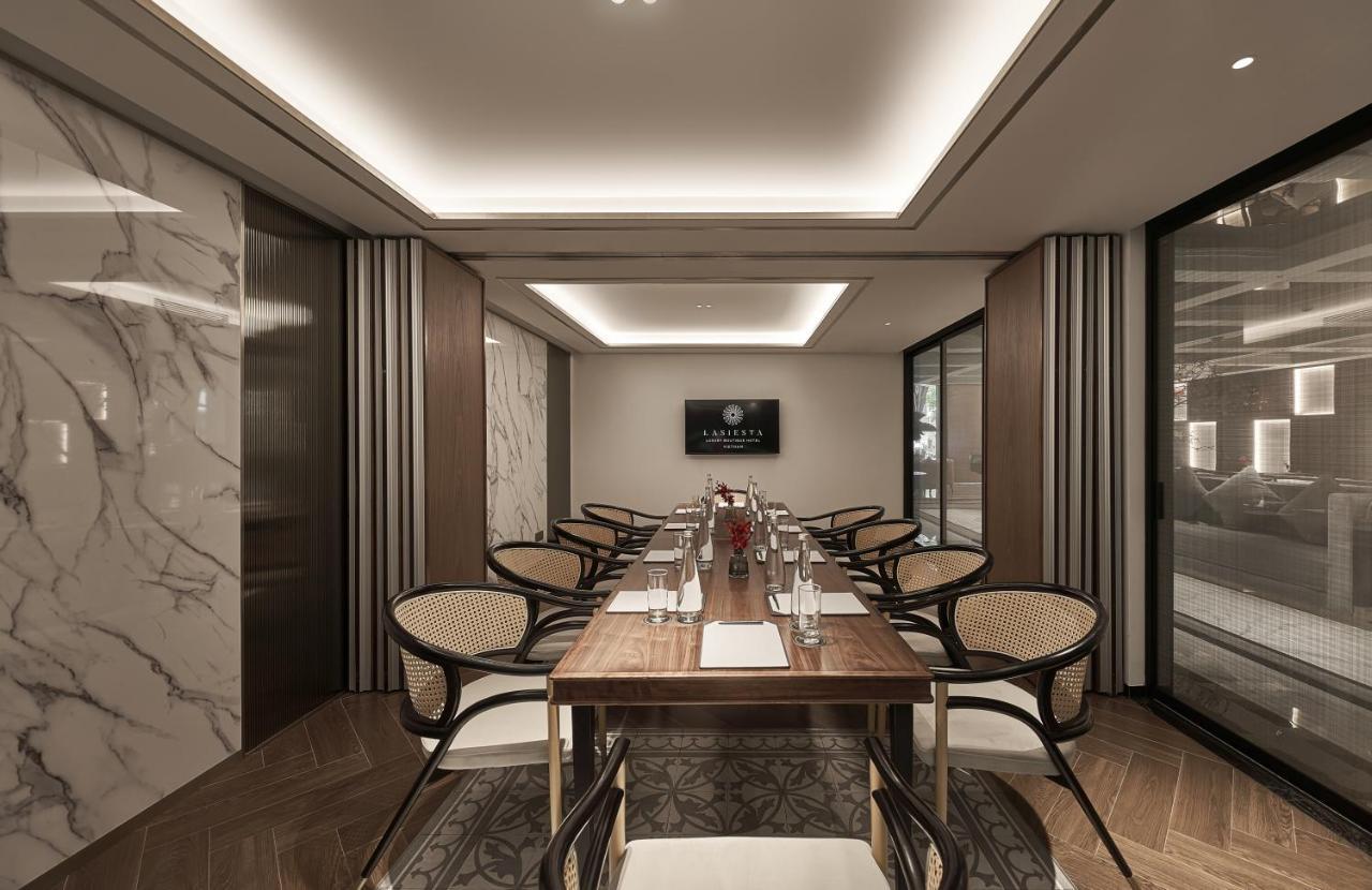 La Siesta Premium Saigon Hotell Ho Chi Minh-byen Eksteriør bilde The meeting room
