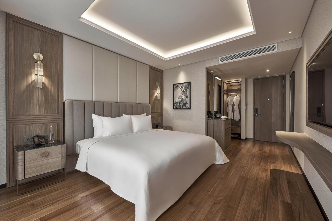 La Siesta Premium Saigon Hotell Ho Chi Minh-byen Eksteriør bilde Deluxe Room
